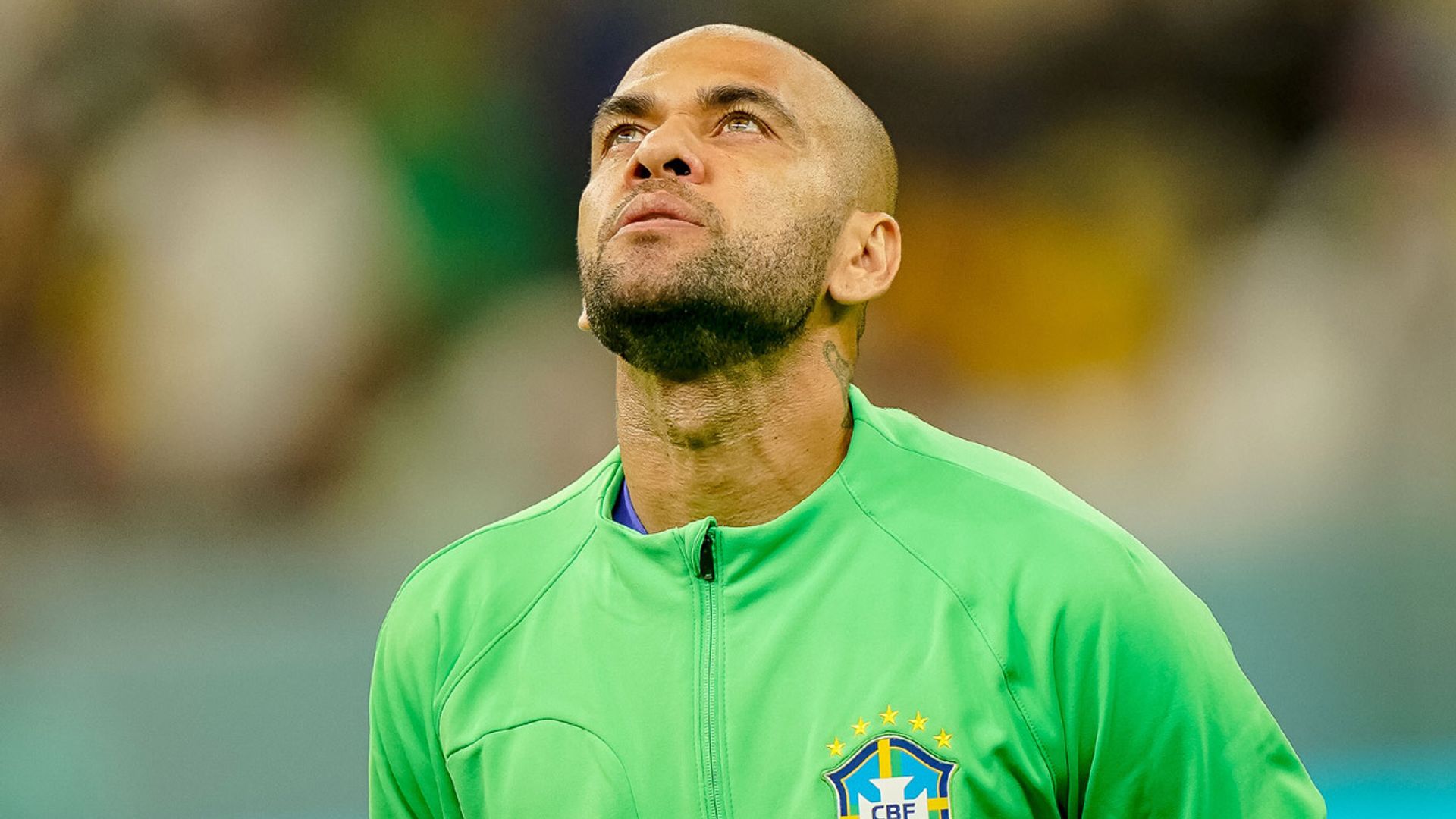 Dani Alves será juzgado y continuará en prisión provisional