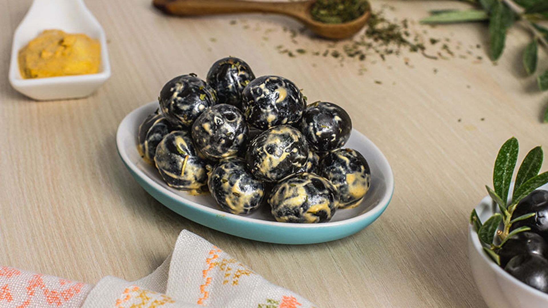 'Mejitunas' con aceitunas cacereña