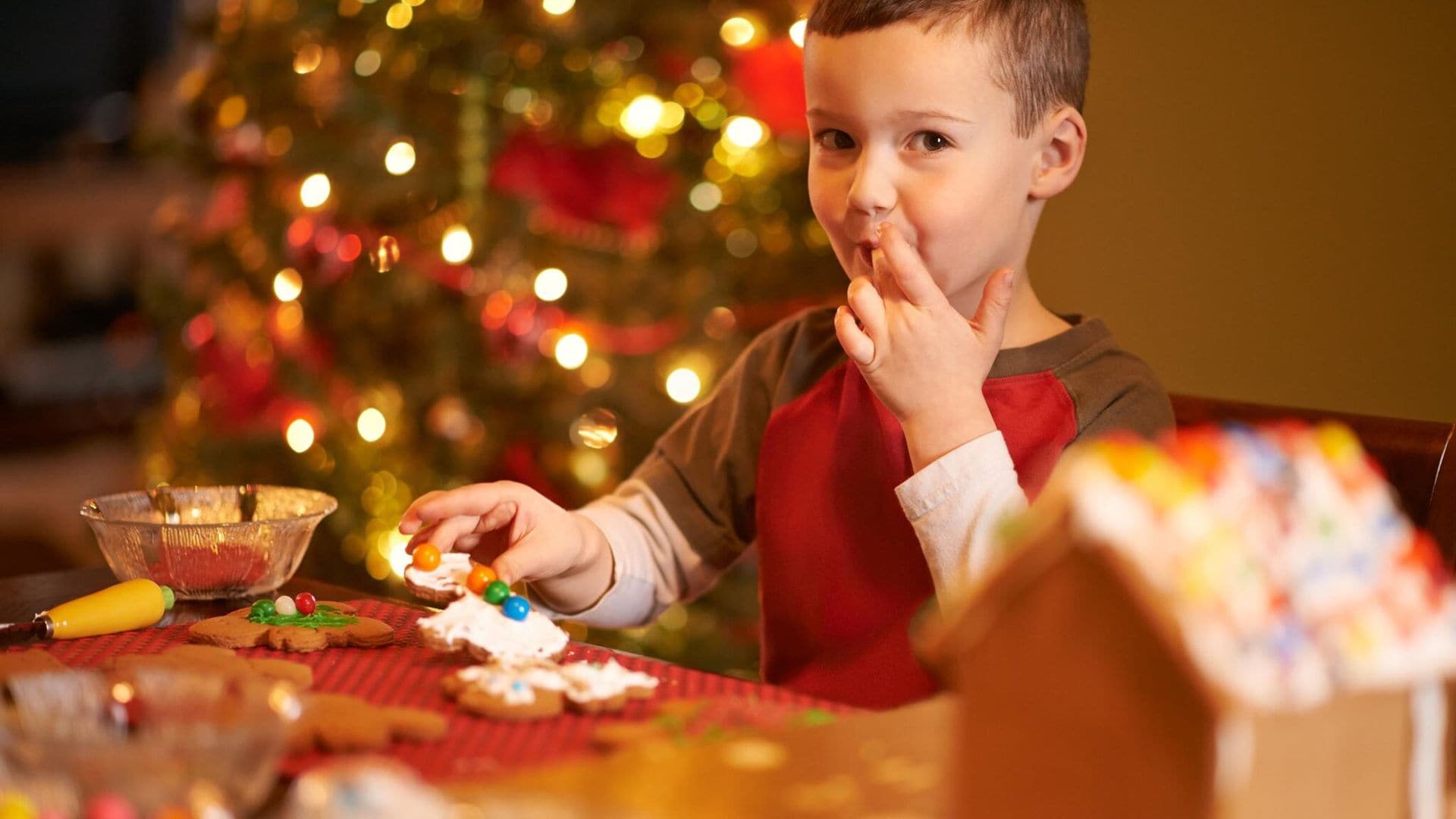 Polvorones, turrón y mazapán… ¿pueden los niños comer todo tipo de dulces estos días?