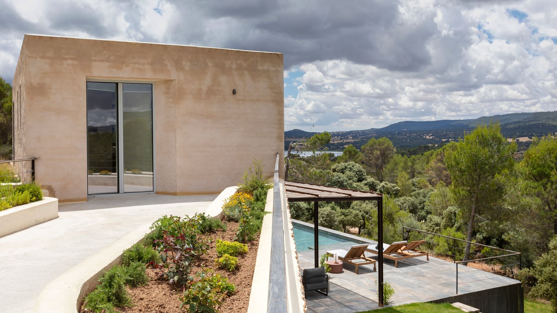 Exterior con piscina