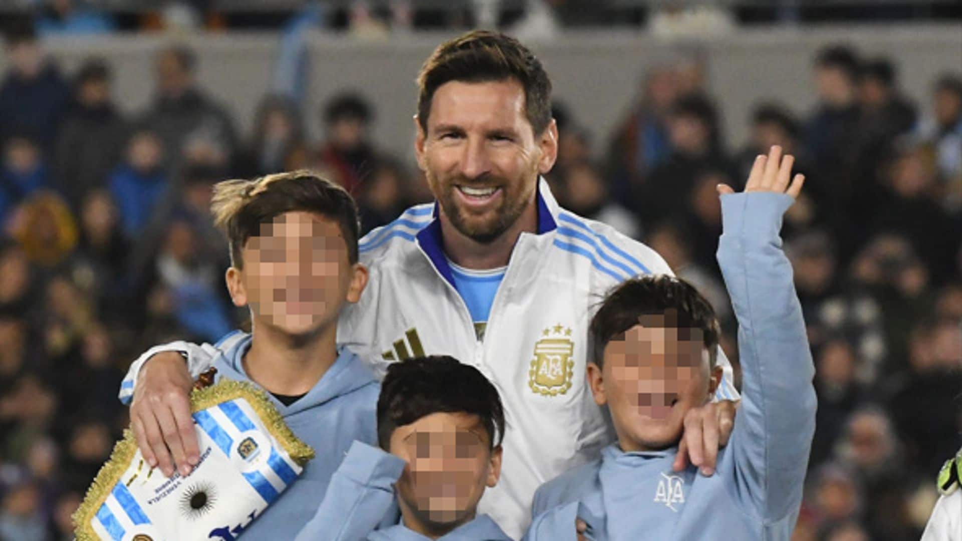 La emoción de Leo Messi en su noche histórica junto a sus 3 hijos y Antonela Roccuzzo