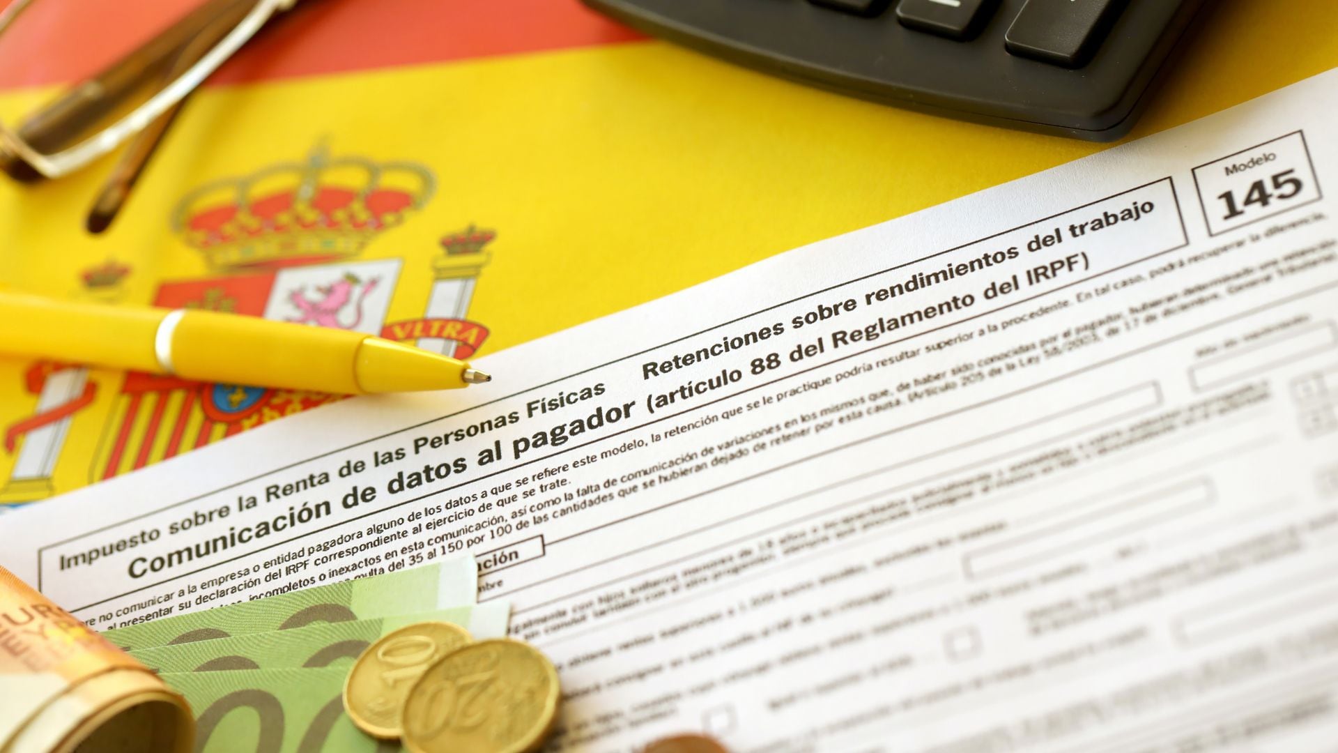 Revisar la nómina mes a mes es clave para entender cuánto dinero se adelanta a Hacienda en concepto de IRPF