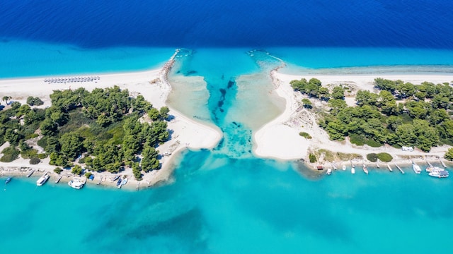 Port Glarokavos Lagoon Beach, en Grecia, elegida entre las mejores playas de Europa en 025