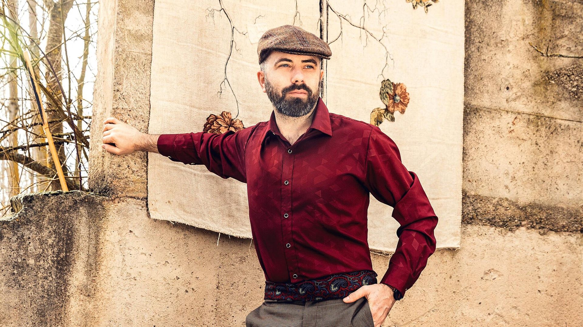 carlos villoslada pastor living 52