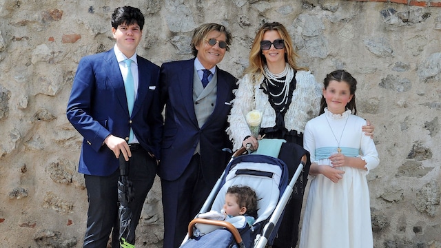 Sofía Mazagatos y Tito Pajares en la comunión de su hija Sofía