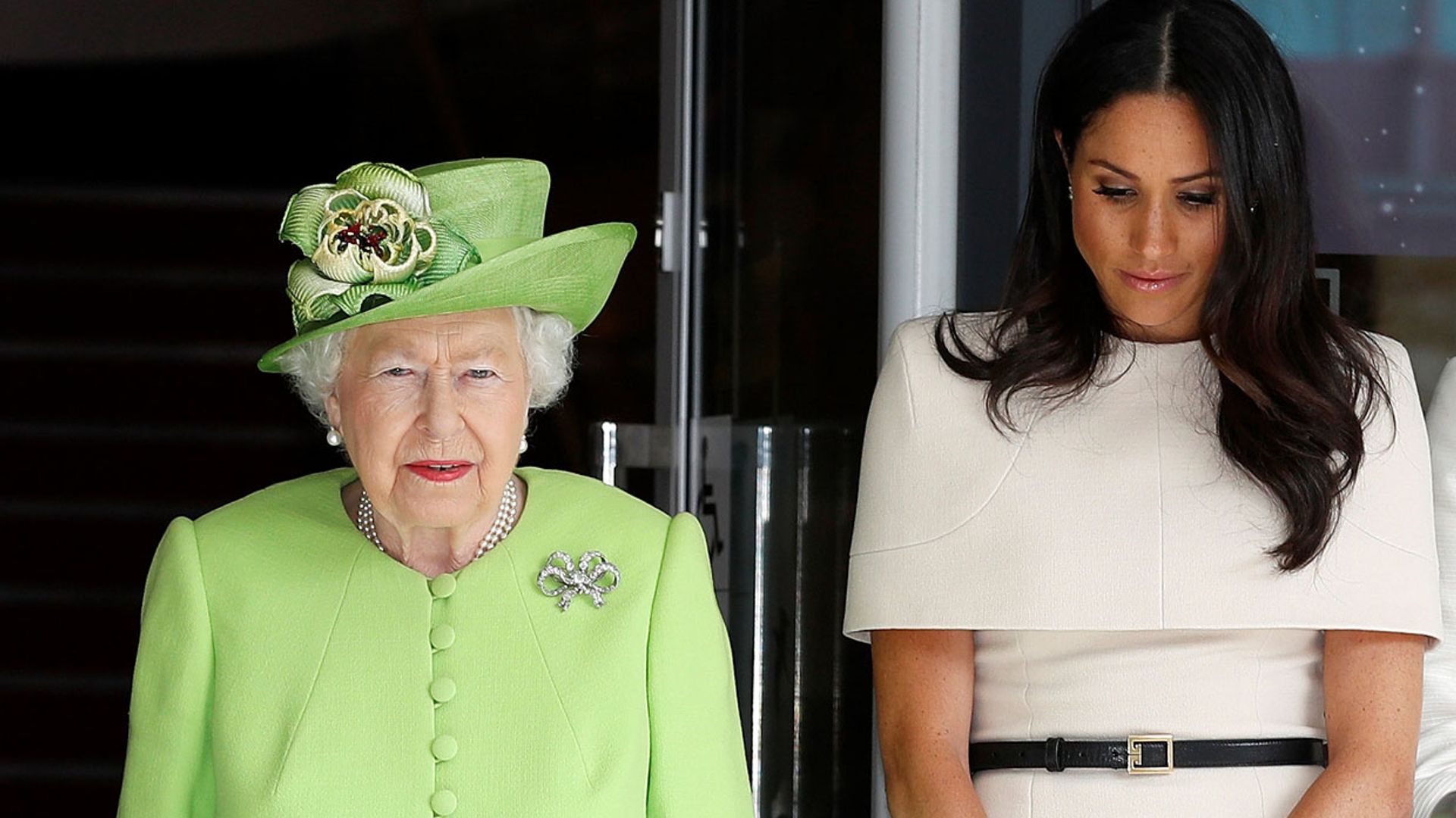 La norma a la hora de dormir que debe seguir Meghan Markle cuando acompaña a la reina Isabel II