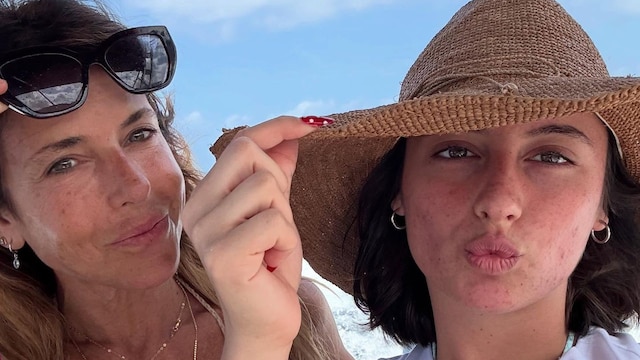 Maky y su hija Azul en Ibiza