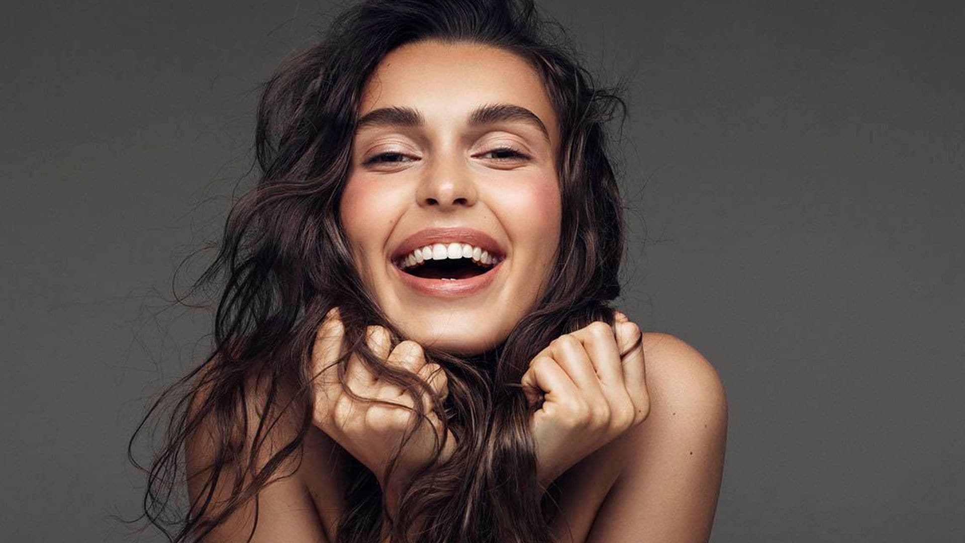 Dile adiós al bad-hair-day con los 9 mejores anti frizz