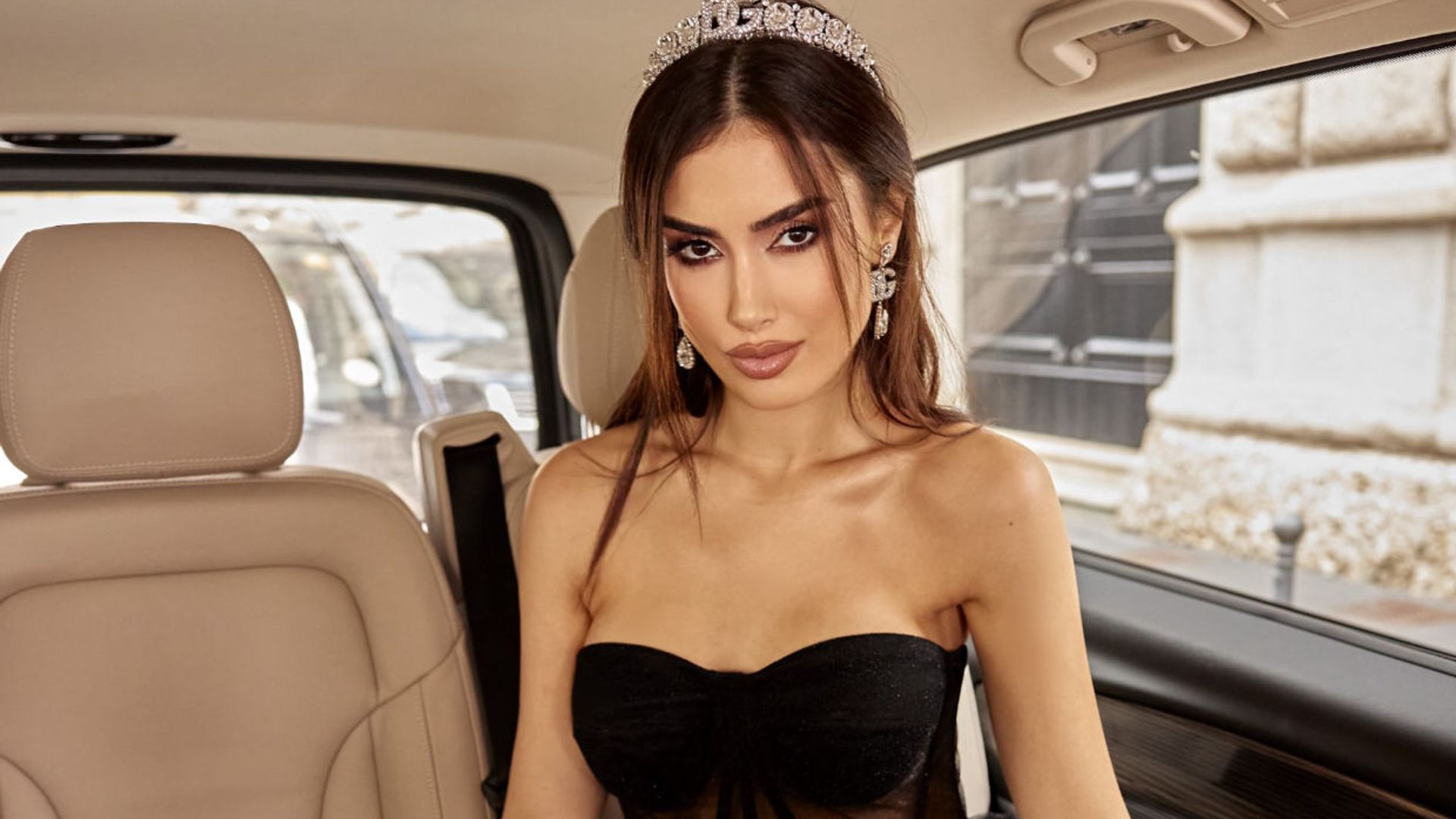 Sarah Loinaz, Miss Universo España 2021, nos cuenta su experiencia en la Fashion Week de Milán: 'Me impactó muchísimo Naomi Campbell'