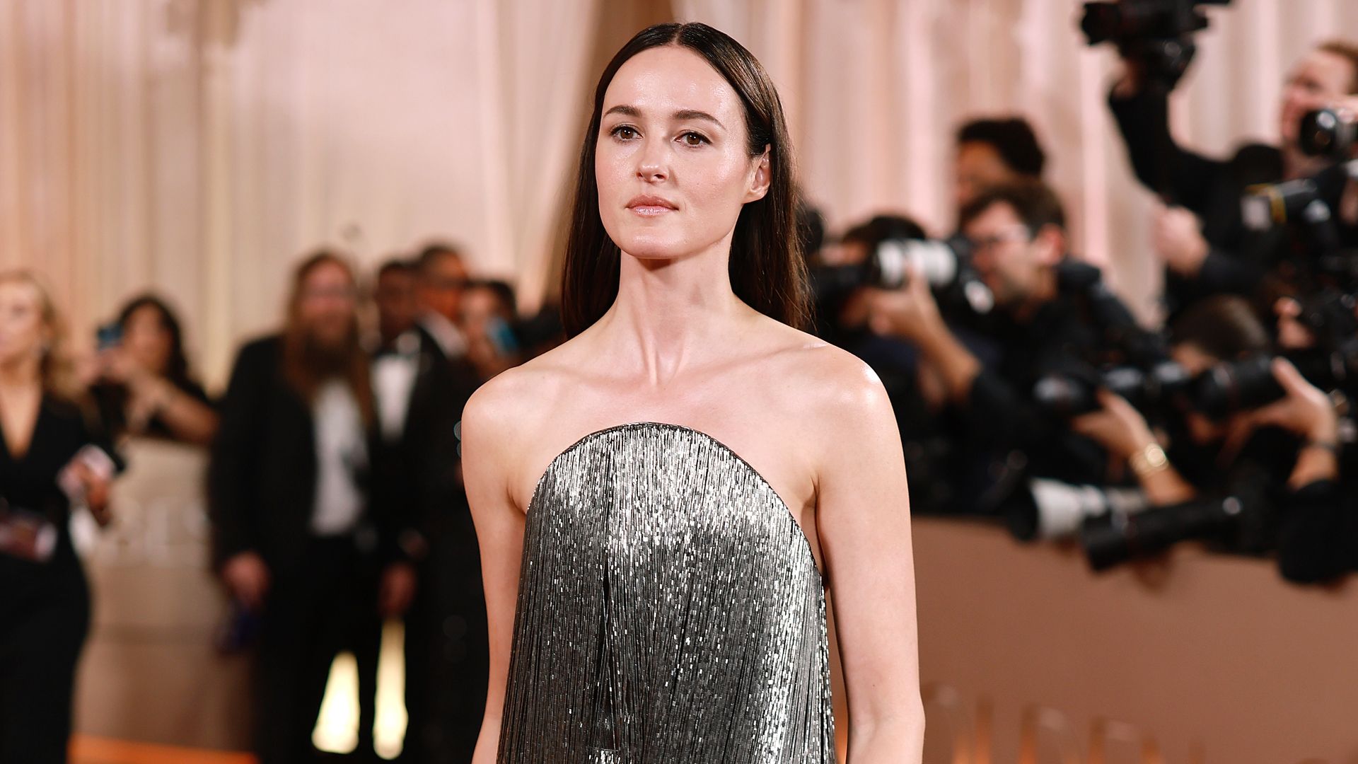 Renate Reinsve, la nominada al Oscar más ‘indie’, redefine el estilo escandinavo en Hollywood