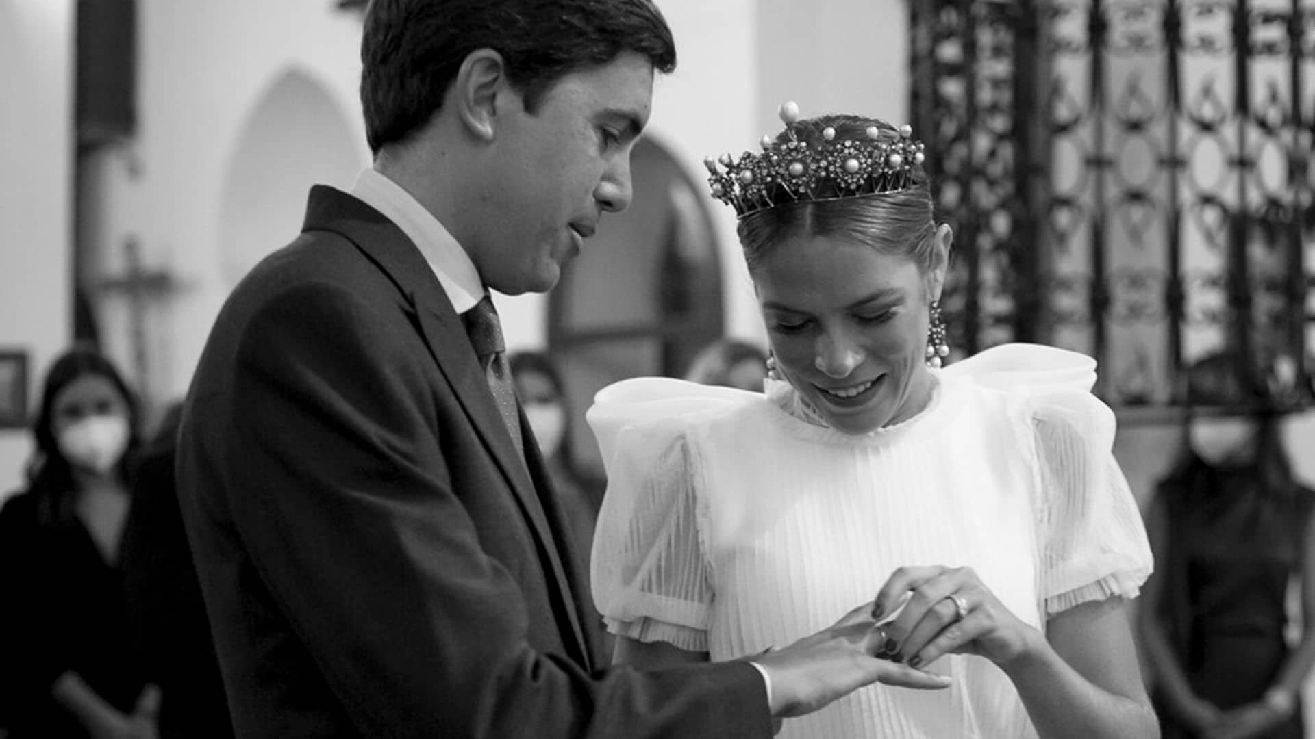 Valle, la novia del lazo viral que se inspiró en las hermanas Johansson