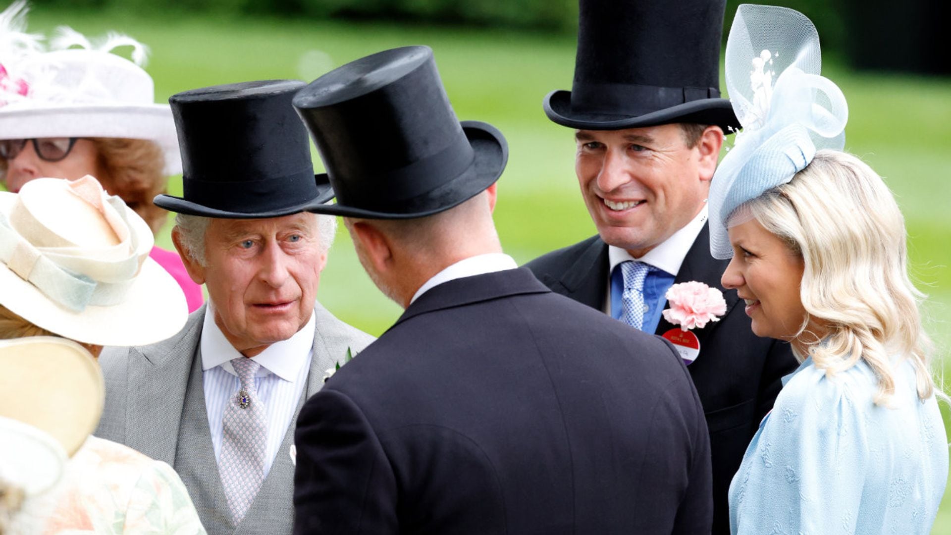 Peter Phillips y su novia Lindsay Wallace avanzan en su relación y van juntos a Ascot