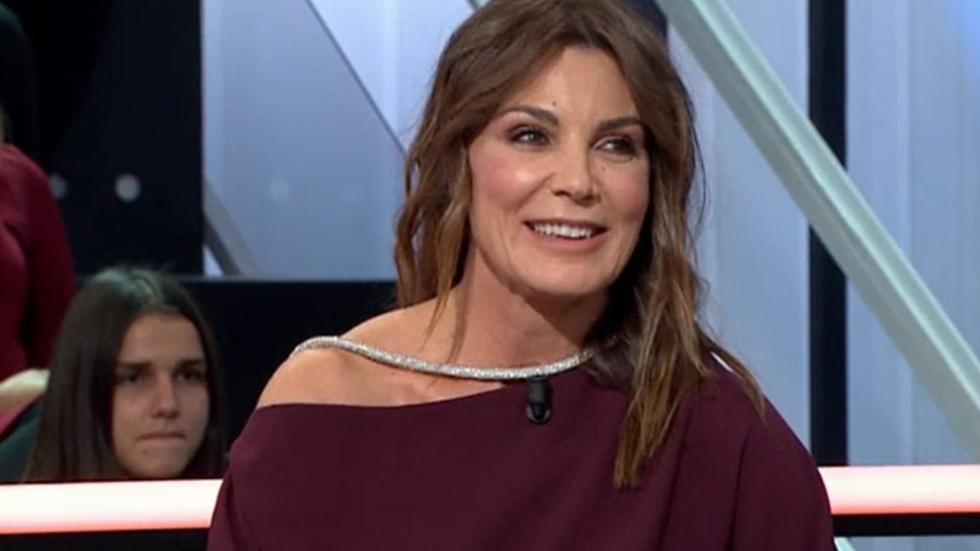 Mar Flores aparece en televisión con un simbólico vestido que llevó la reina Letizia