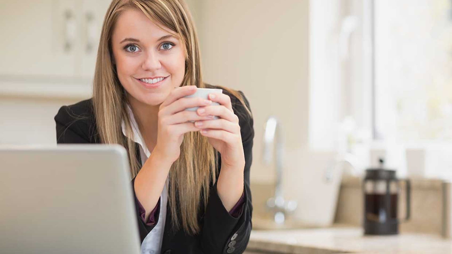 Quitarte el pijama y otros consejos útiles para sobrellevar el teletrabajo