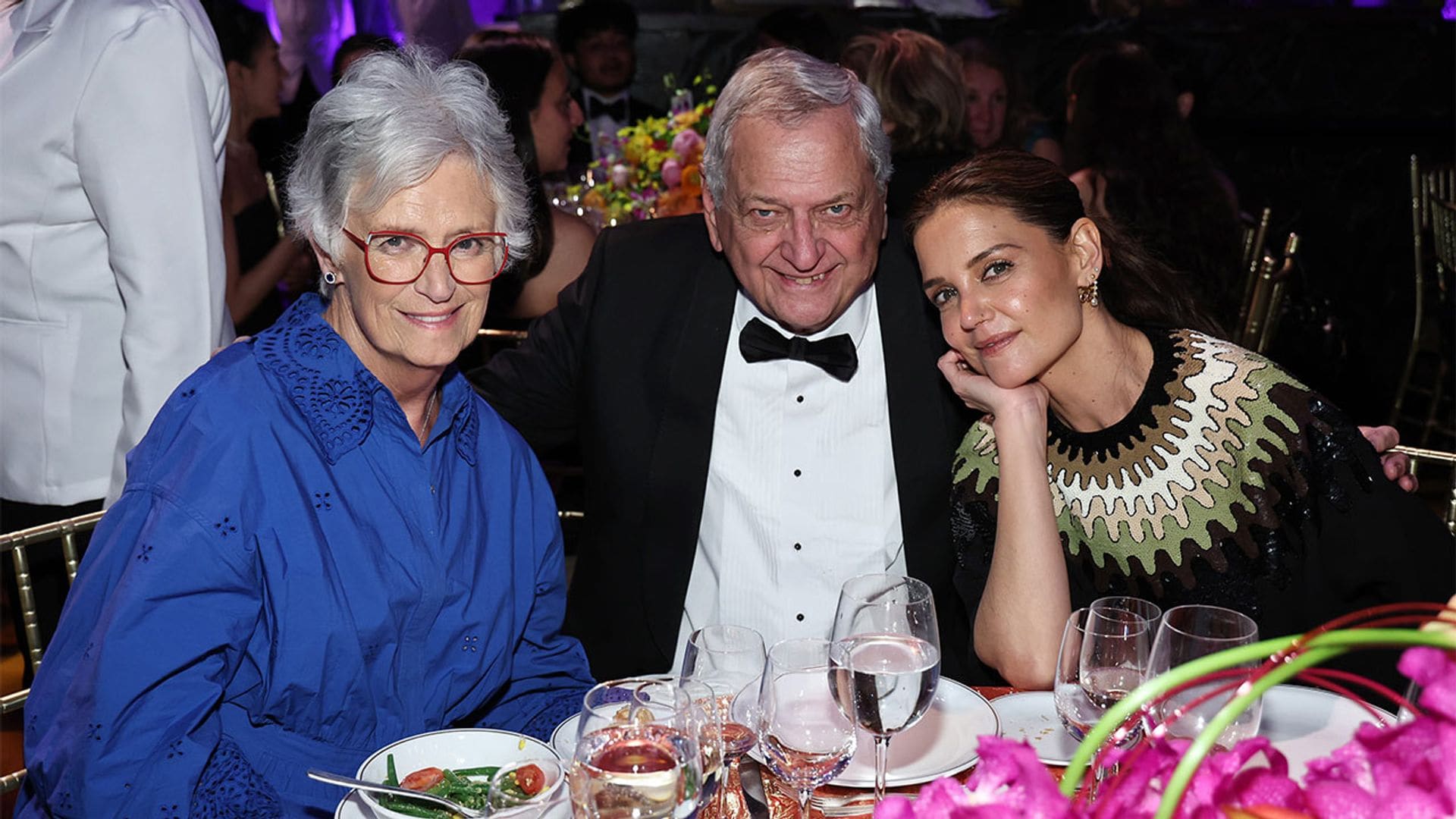 Katie Holmes, con sus padres después de la decisión de su hija Suri que la aleja aún más de Tom Cruise