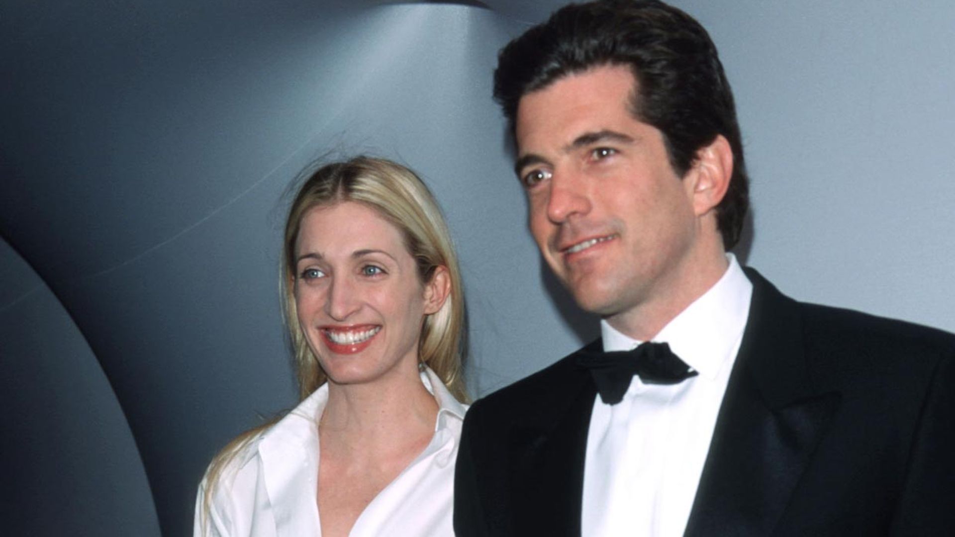 Se cumplen veinte años del trágico accidente que costó la vida a John Kennedy Jr. y su mujer, Carolyn Bessette