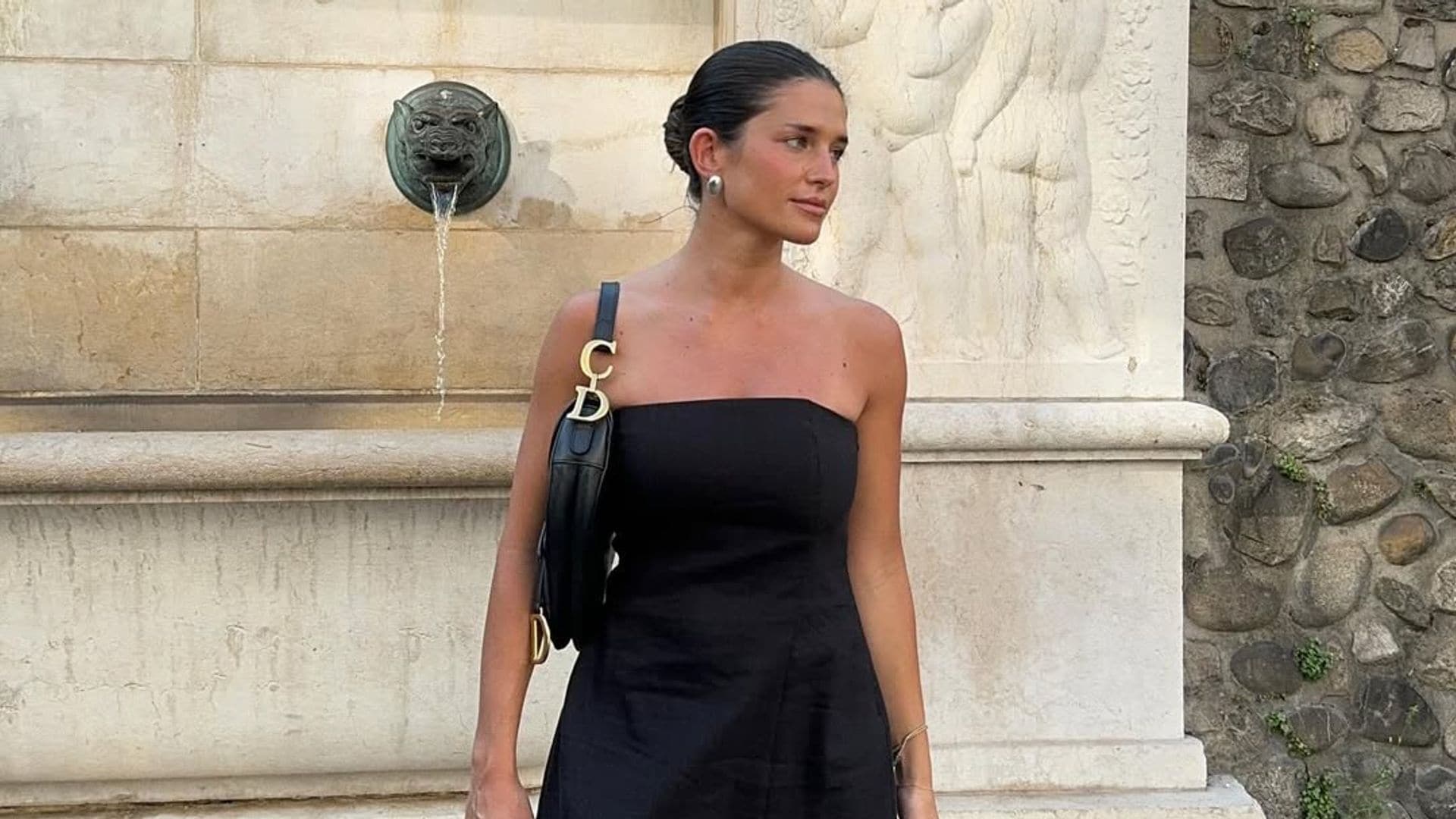 Marta Vidaurreta con minivestido negro