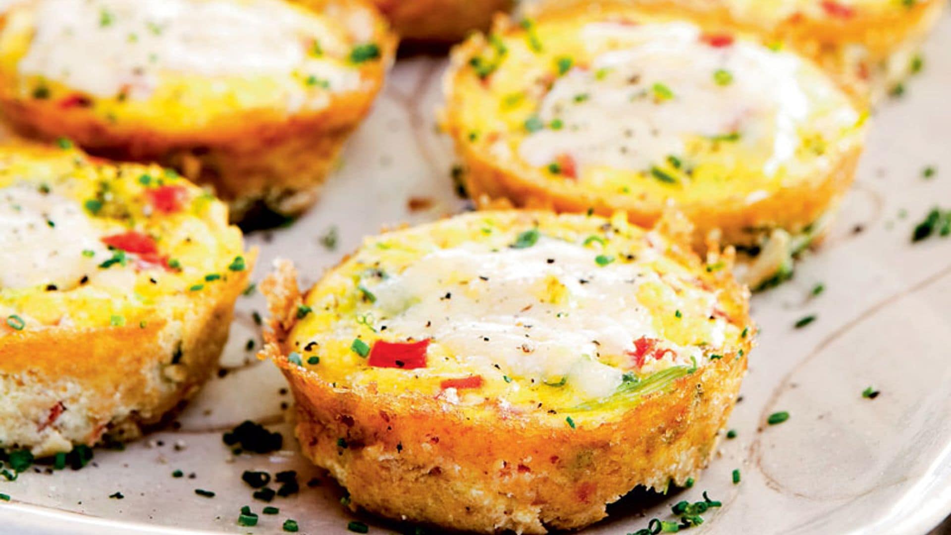 'Muffins' de huevo y tomate