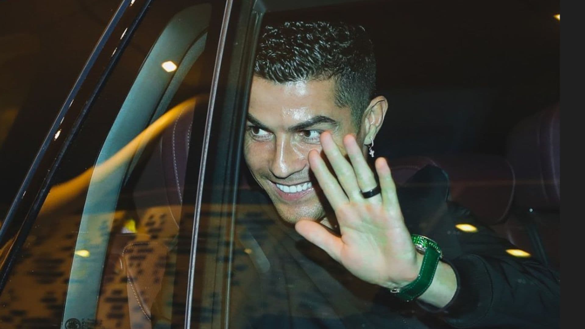 Cristiano causa furor en el centro de Madrid con su Bugatti Centodieci de 8 millones de euros