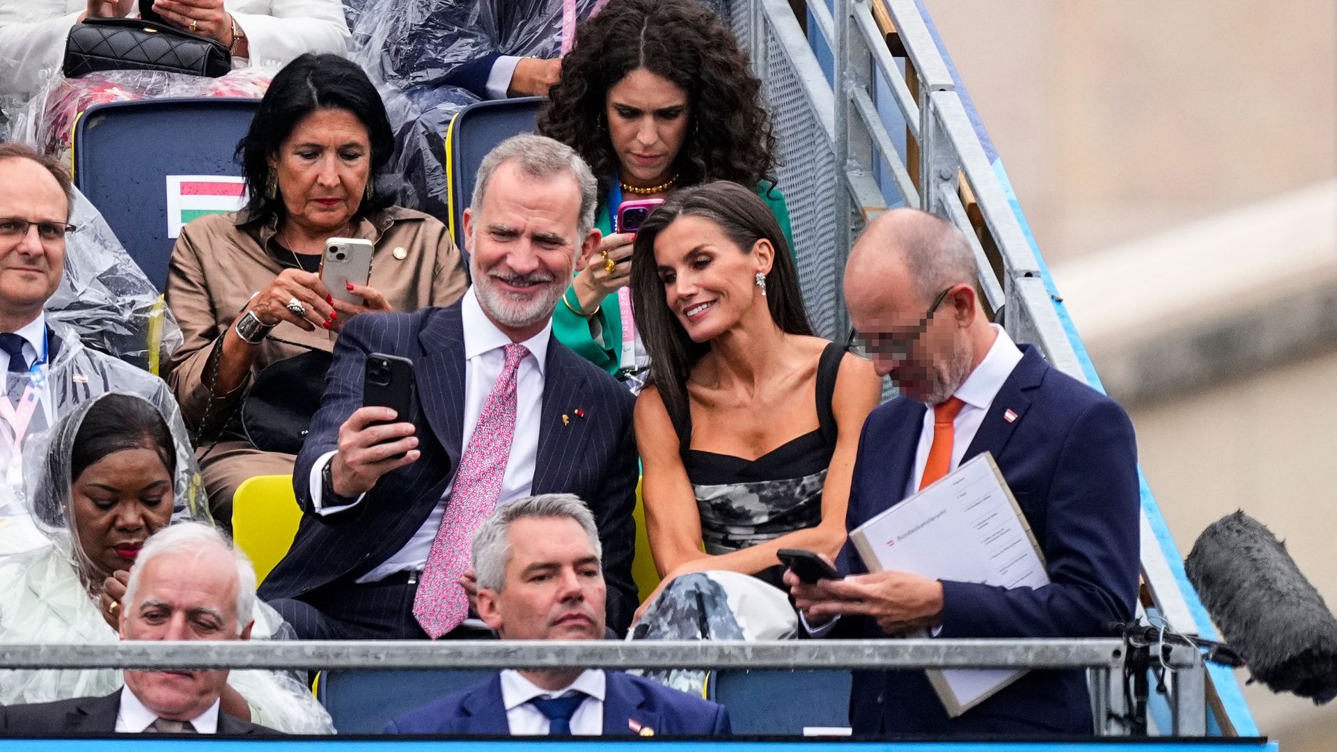 Открытие Олимпийских игр в Париже Открытие Олимпийских игр в Париже