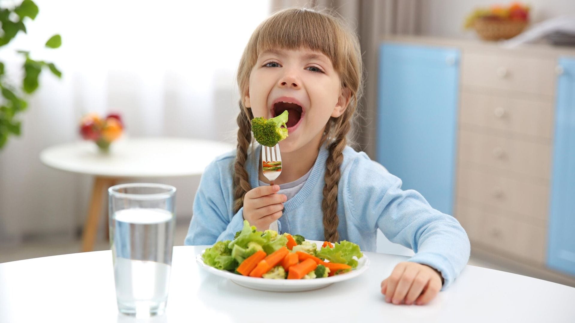 ¿Sabes qué es el ‘síndrome del plato vacío’ y qué pasa si lo aplicas en tus hijos?