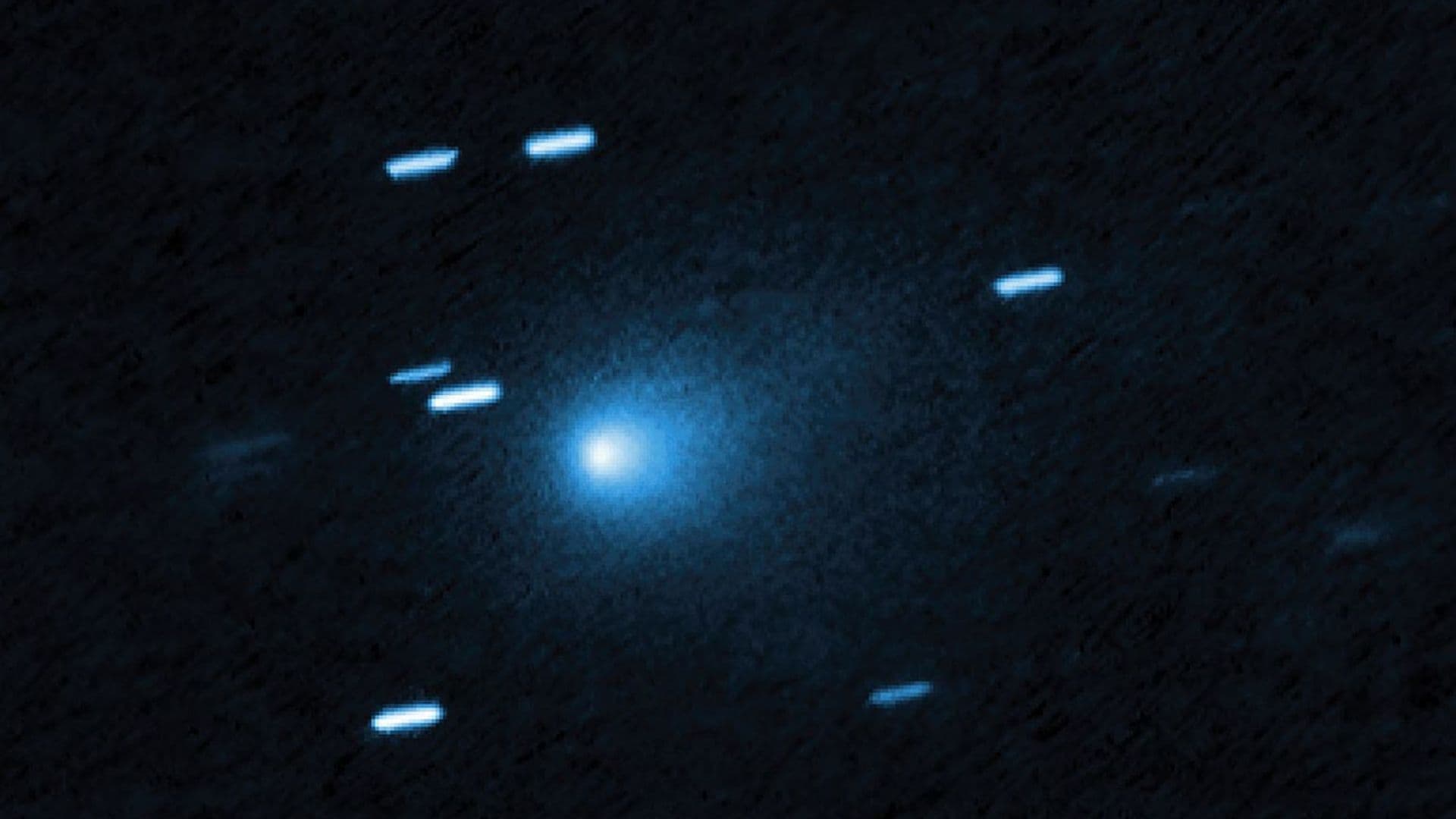 El Hubble capturó esta imagen del cometa interestelar 3I/ATLAS el 21 de julio de 2025, cuando se encontraba a 445 millones de kilómetros de la Tierra.