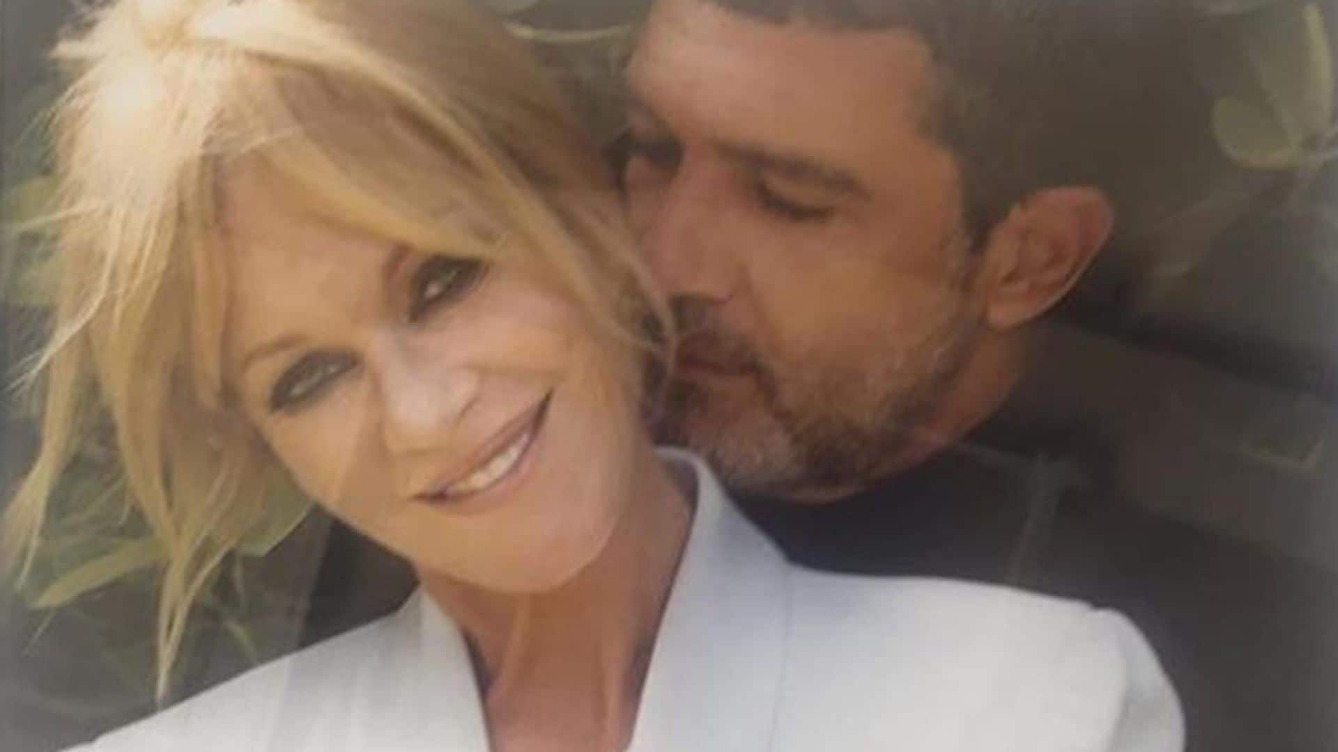 Melanie Griffith recuerda a los grandes amores de su vida con las fotos más románticas de su álbum