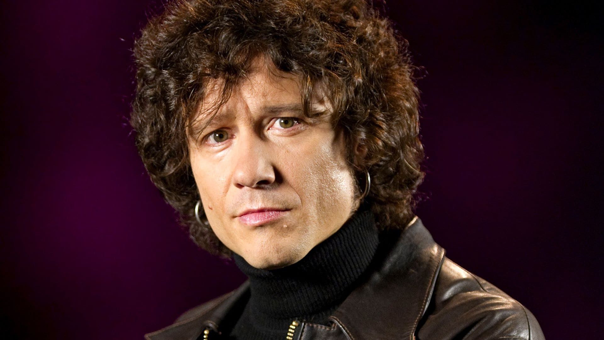 Enrique Bunbury anuncia su adiós a los escenarios por problemas de salud