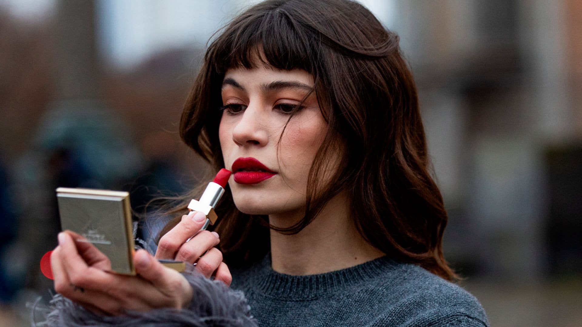 'French girl makeup' es la nueva tendencia viral con efecto buena cara inmediato
