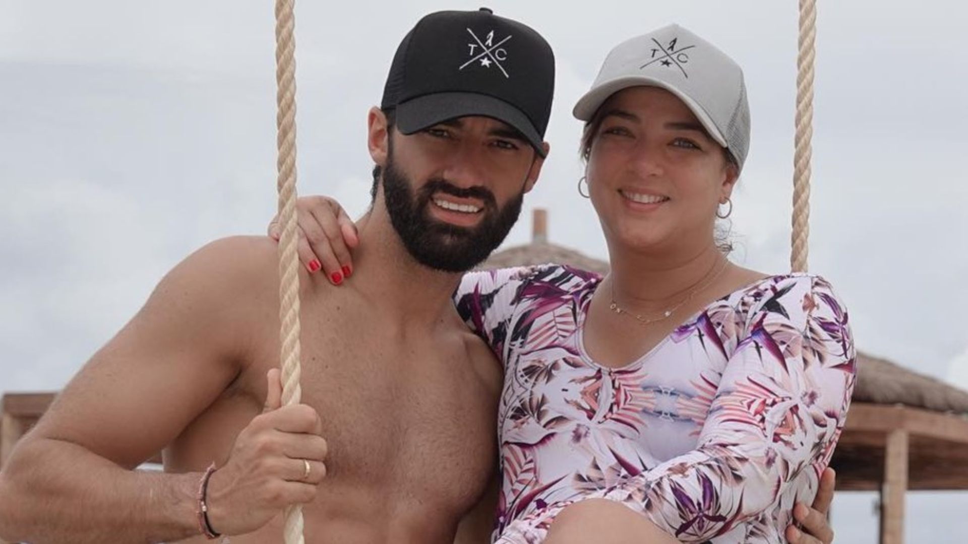 Toni Costa tiene preparado un viaje sorpresa para Adamari López y ella se muere por saber el destino