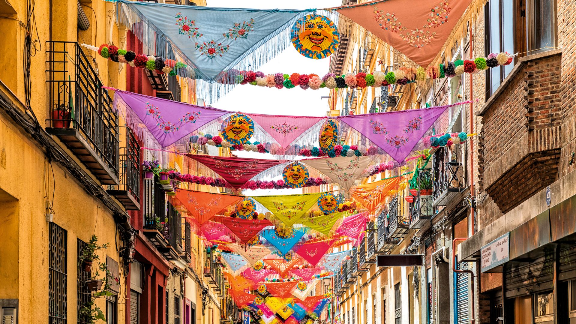 Como disfrutar del agosto más castizo en Madrid: entre verbenas, chotis y conciertos