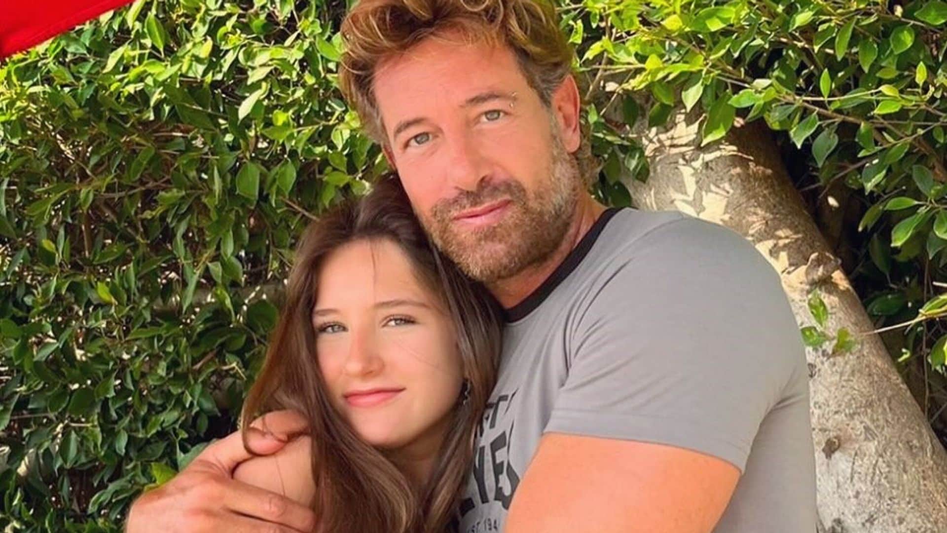 Gabriel Soto junto a su hija mayor, Elissa Marie.