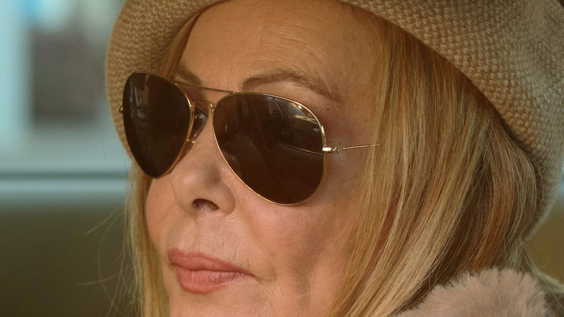 Las imágenes de Ana Obregón despidiéndose de su madre