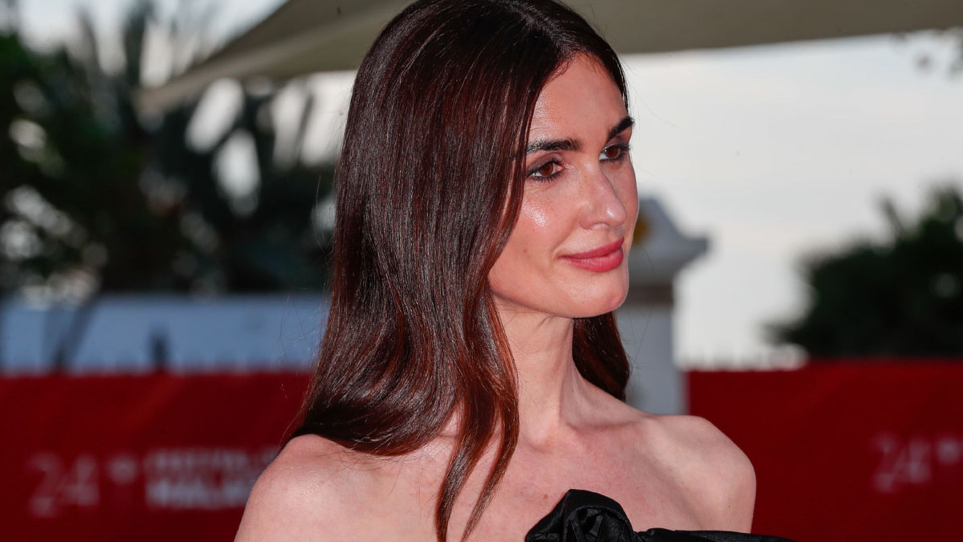 El corte que pisa fuerte esta temporada es el secreto del pelazo de Paz Vega