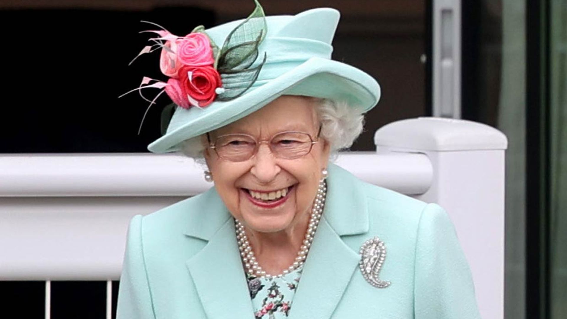 Isabel II recupera la alegría en la última jornada de Royal Ascot, su competición favorita