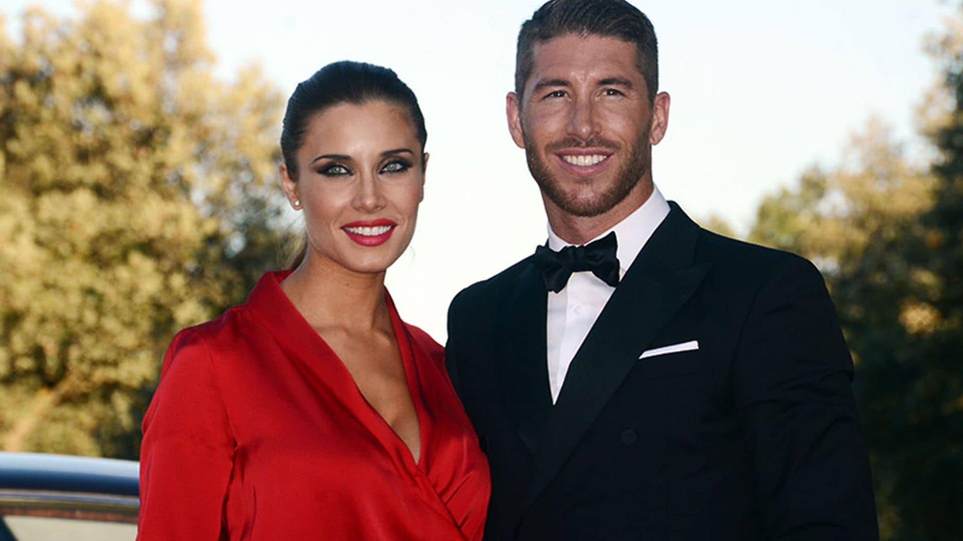 Pilar Rubio y la camisa hawaiana que 'robó' del armario de Sergio Ramos