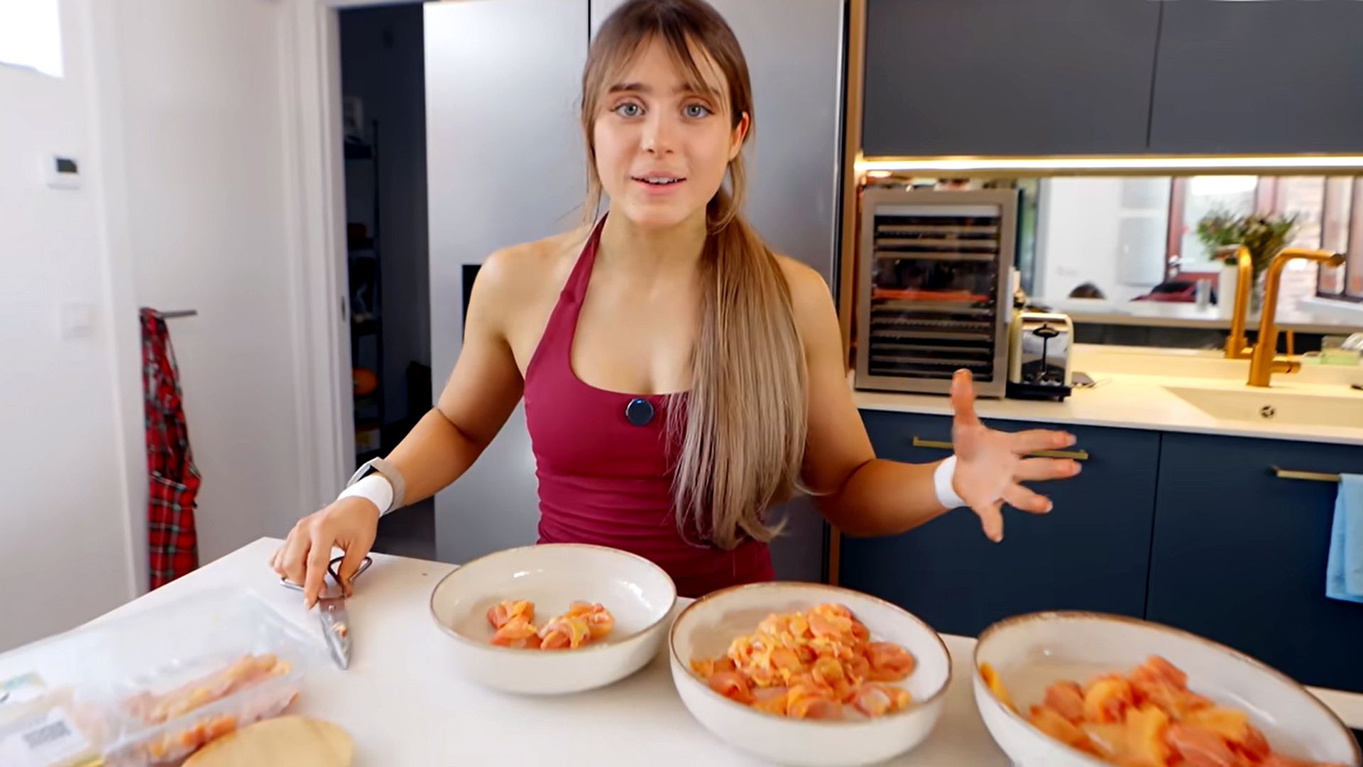 Las recetas con las que RoRo se prepara para La Velada del Año: altas en proteínas y muy saciantes