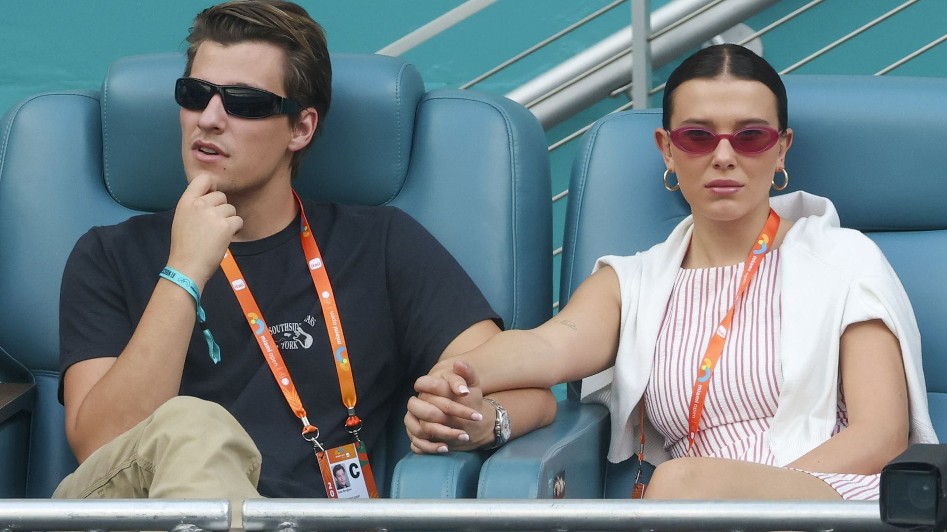 Millie Bobby Brown lleva el accesorio más español para el Miami Open