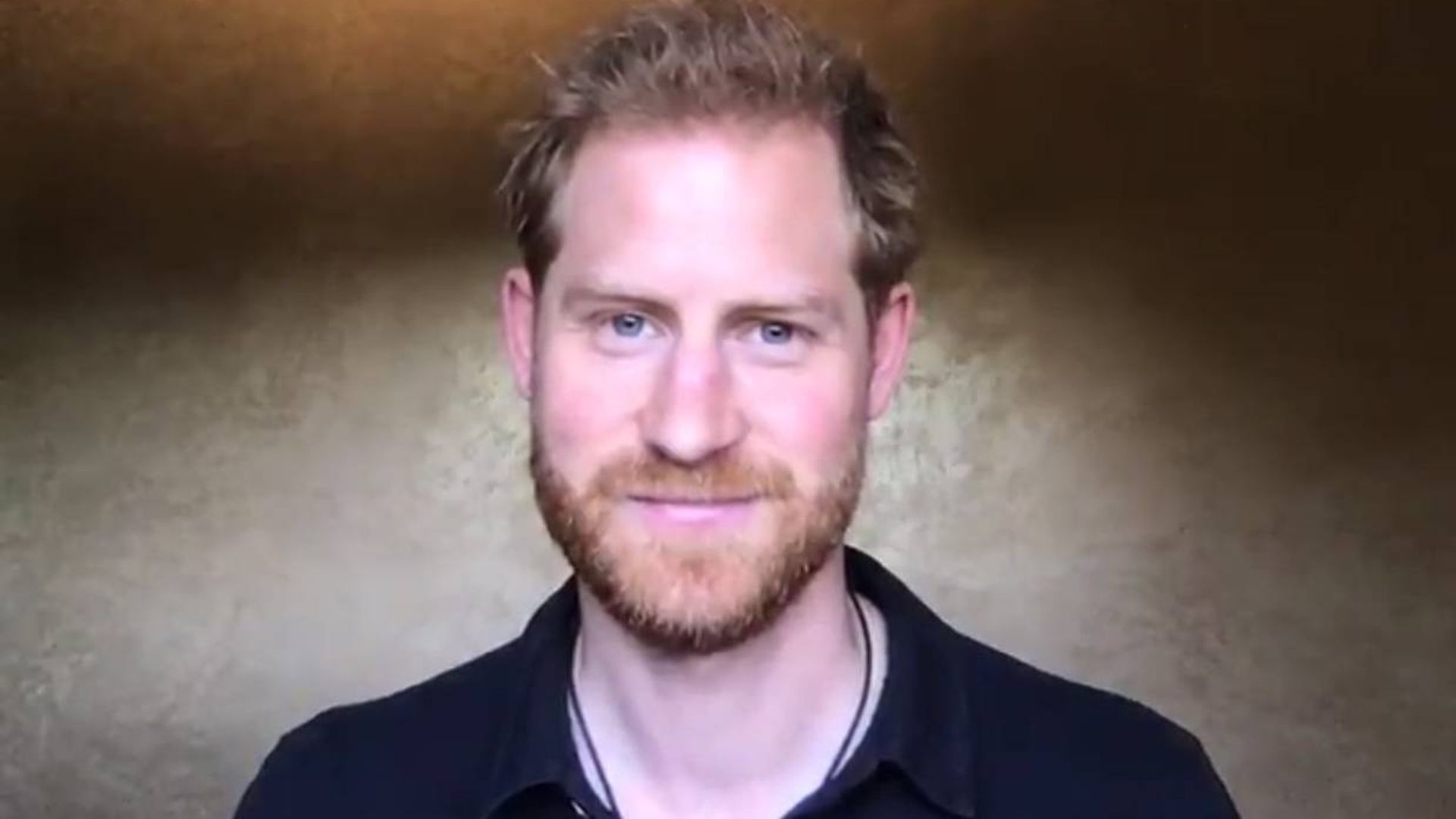 'La vida ha cambiado dramáticamente para todos', el príncipe Harry sorprende con un mensaje desde Los Ángeles
