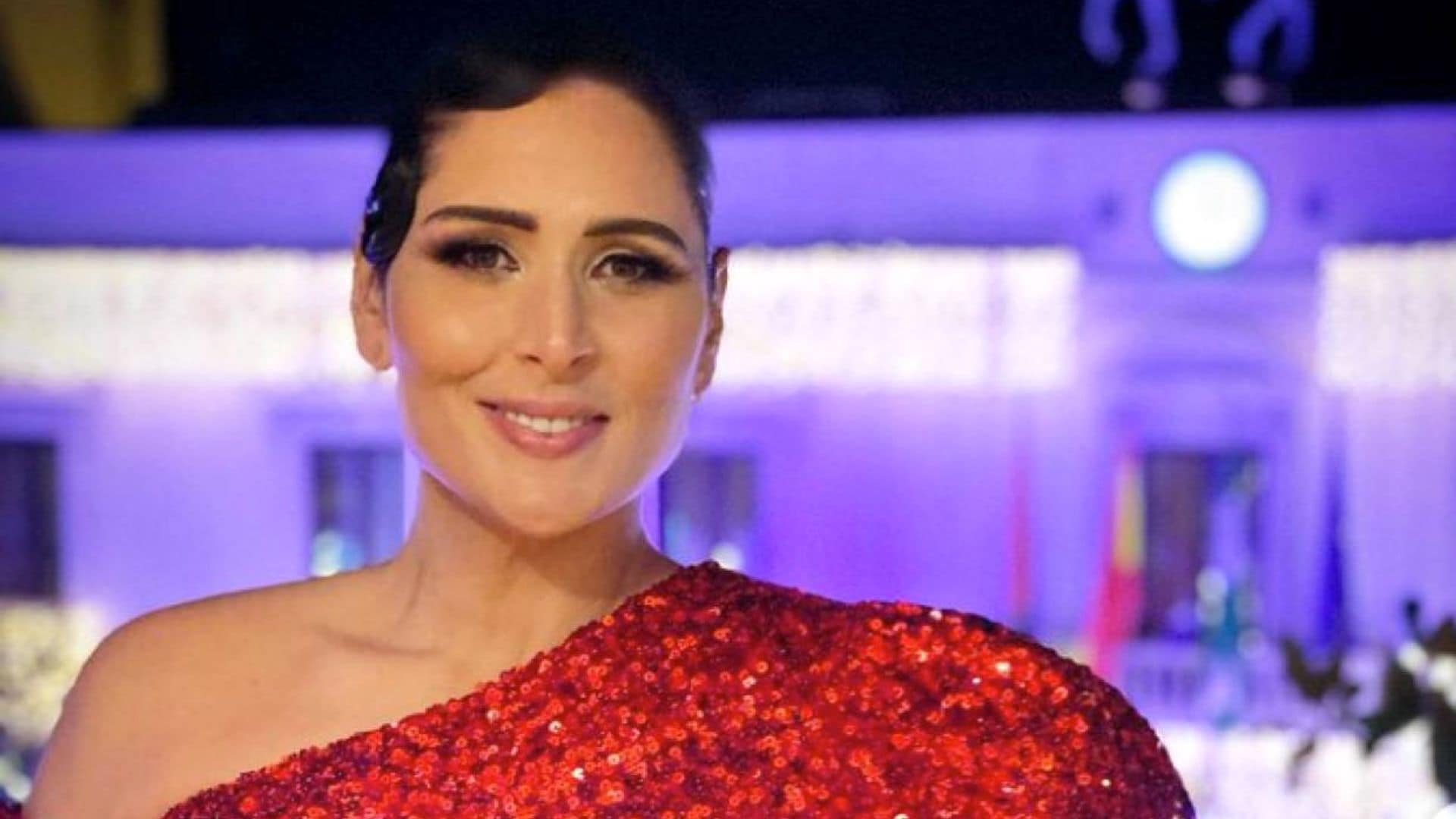 Rosa López se estrena en las campanadas con un gesto solidario y un pequeño lapsus