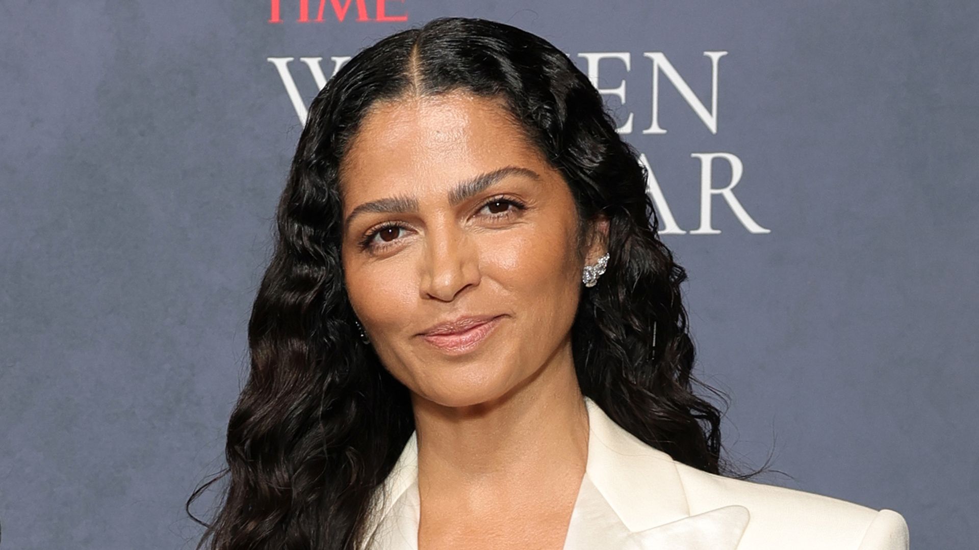 El increíble parecido de Vida McConaughey (16) con su madre, Camila Alves, que ha dejado a todos sin palabras