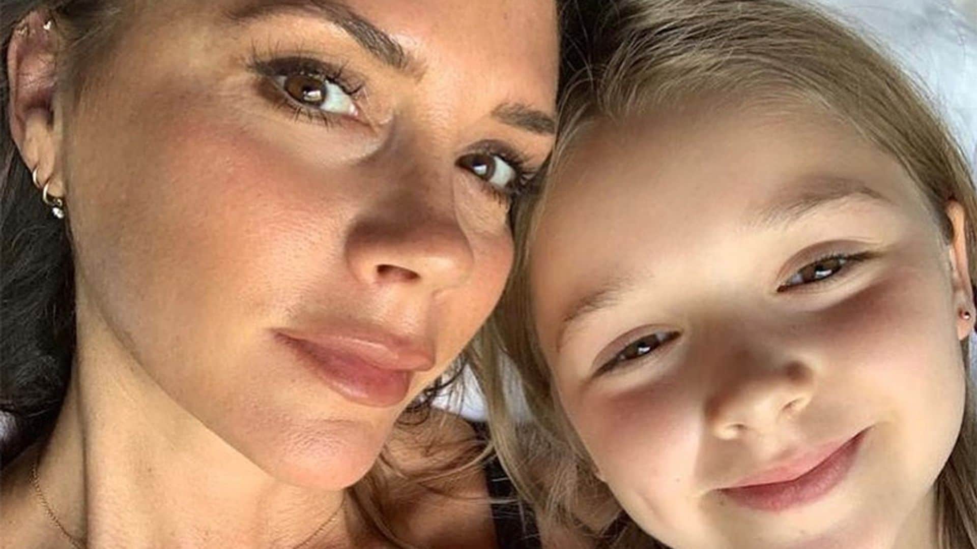 ¿Futura diseñadora de moda? Harper Beckham sigue los pasos de Victoria con su última hazaña
