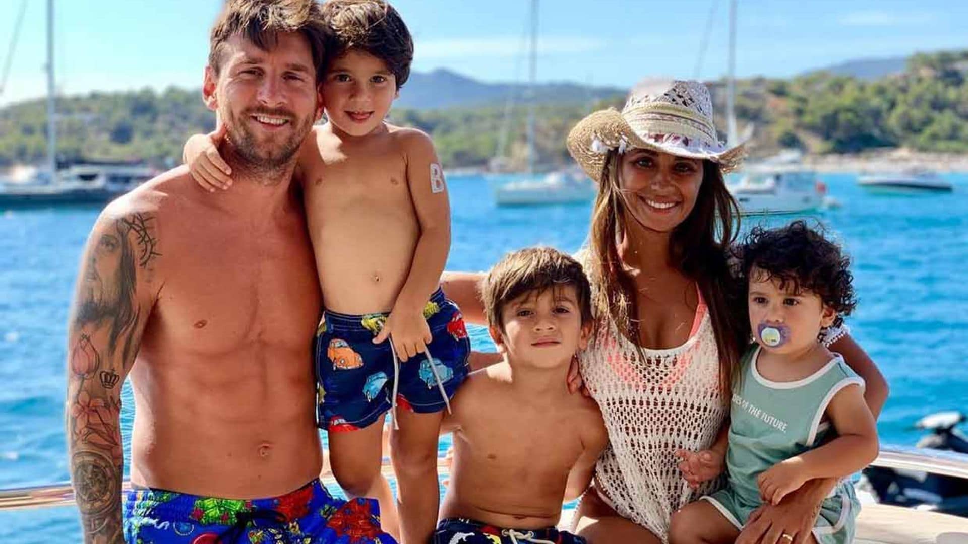 Un enorme jardín, superhéroes y mucho fútbol, los rincones de la casa de Messi y Antonela Roccuzzo
