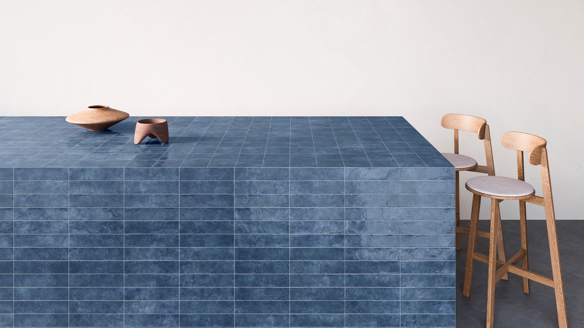 Isla con encimera y laterales revestidos con azulejos