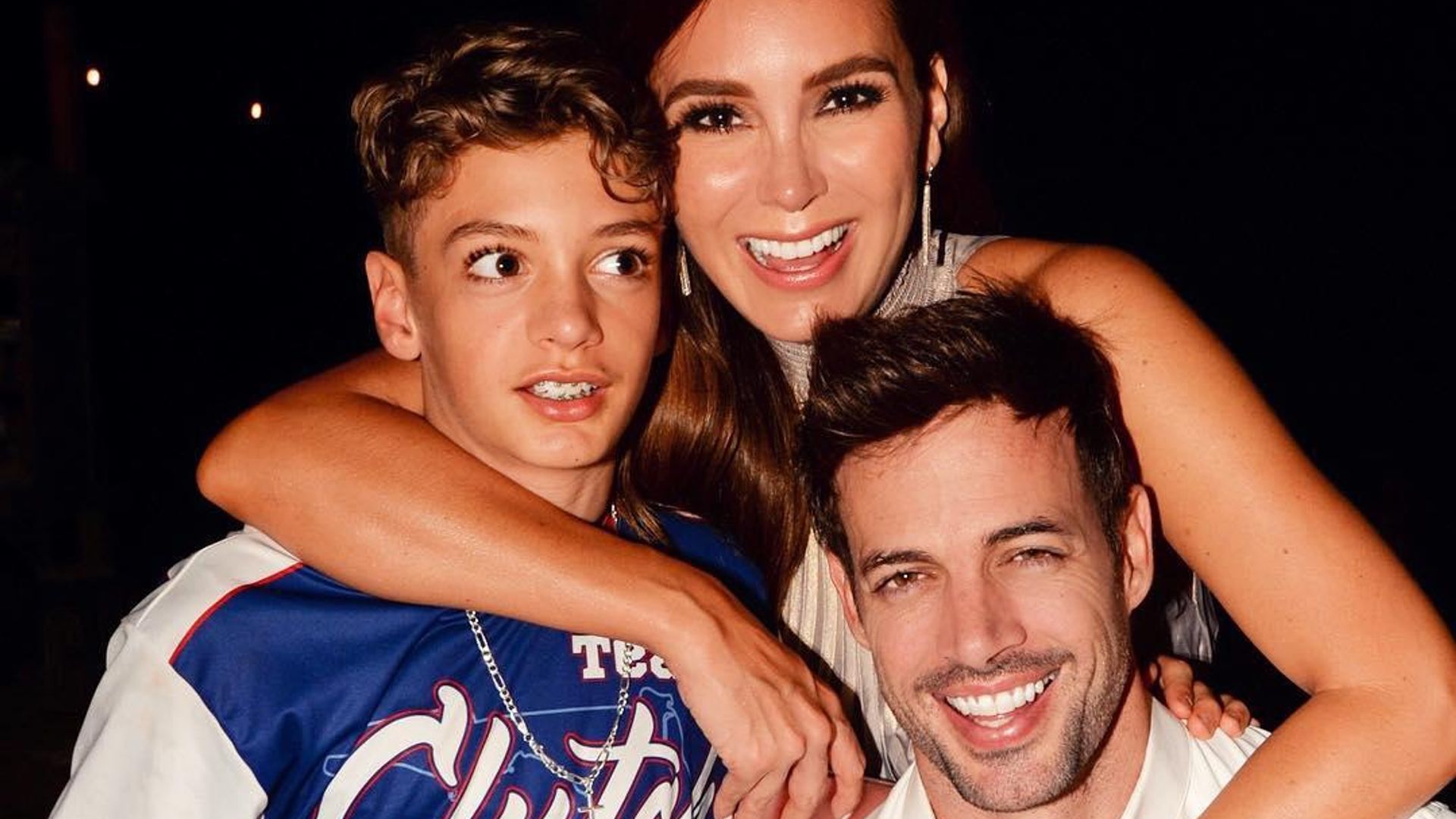 William Levy y Elizabeth Gutiérrez reaparecen tras al accidente de su hijo: ‘Mami y papi siempre van a estar a tu lado’