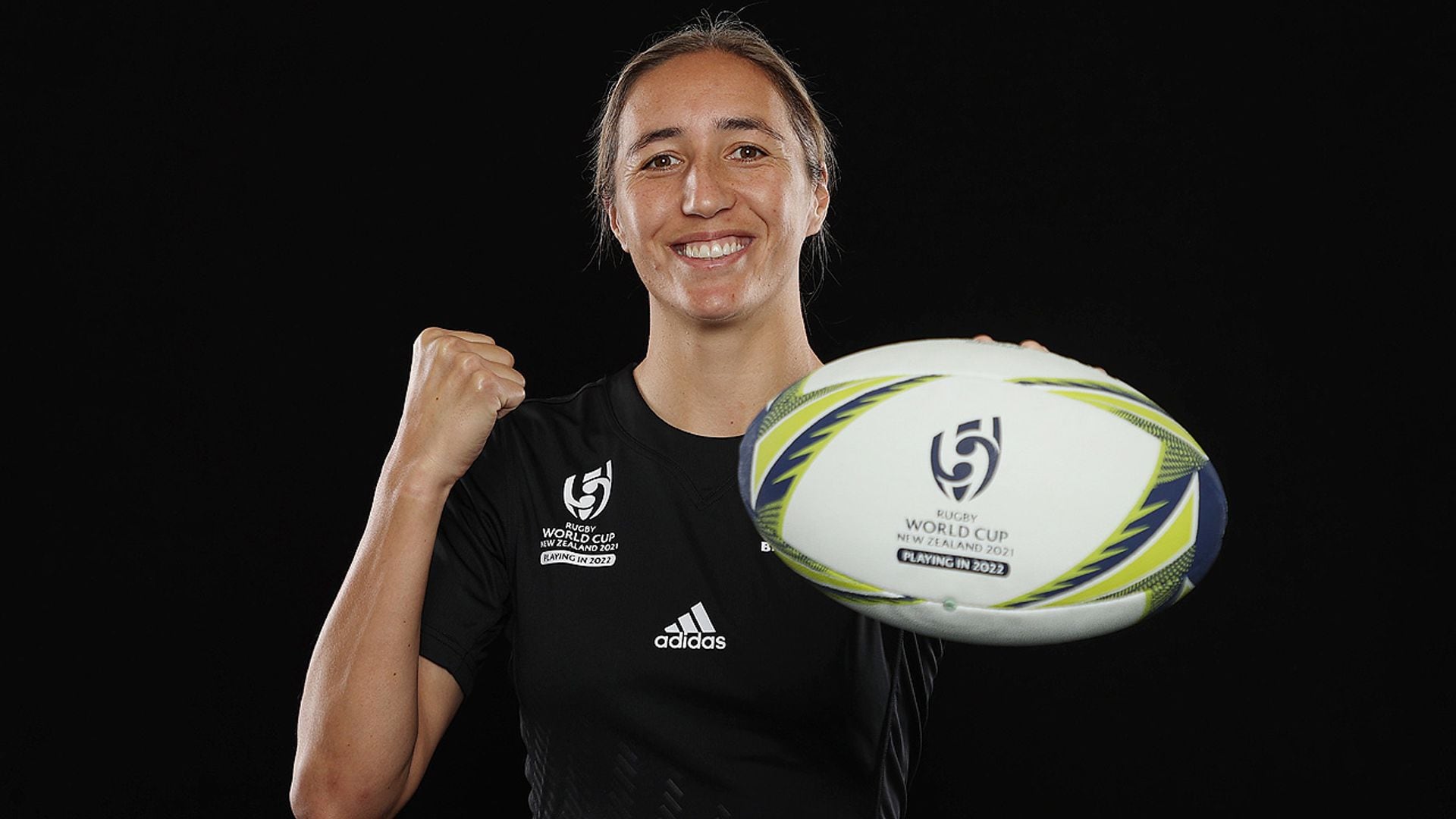 Hablamos con Sarah Hirini, primera jugadora profesional de rugby en Nueva Zelanda: del popular 'haka' a la española que más admira