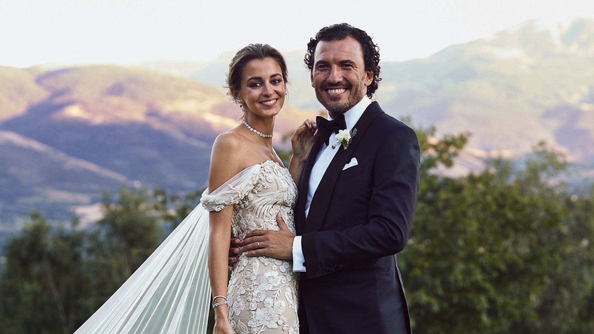 La boda de Gabriela Palatchi, hija del presidente de Pronovias, y el empresario turco Ediz Elhadef en Puigcerdà
