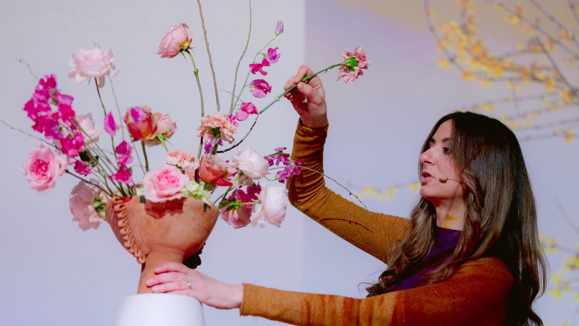 Los artistas florales favoritos de Gwyneth Paltrow o Mariah Carey nos cuentan sus trucos para acertar con cada ramo