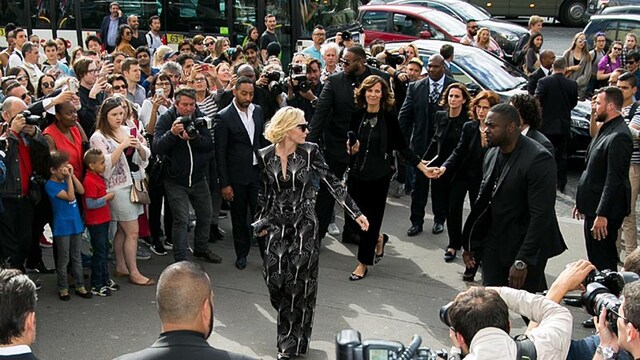 cate_blanchett_armani_1