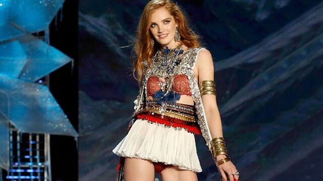 alexina_graham_vs1t